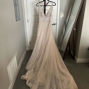 *NEW AND NEVER WORN* BHLDN Written in the Stars Wedding Gown